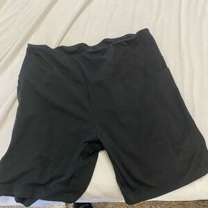Danskin Black XL Active Shorts